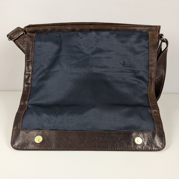 Gianni Conti Leather Messenger Bag - Picture 11 of 15
